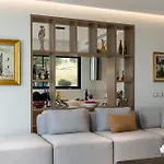 The Luxury By Pikhost 别墅