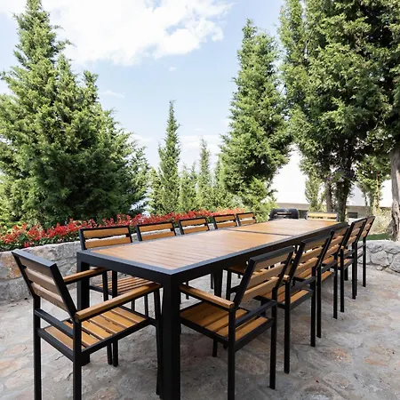 Villa The Luxury By Pikhost