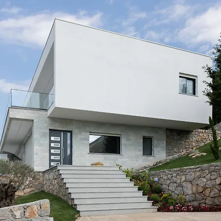 The Luxury * Široka