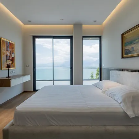 The Luxury Villa