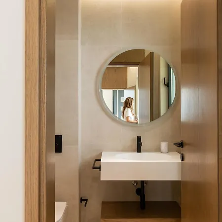 빌라 The Luxury By Pikhost Široka