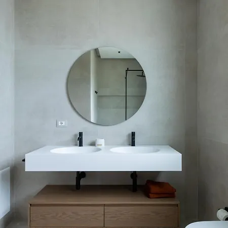The Luxury * Shirokë