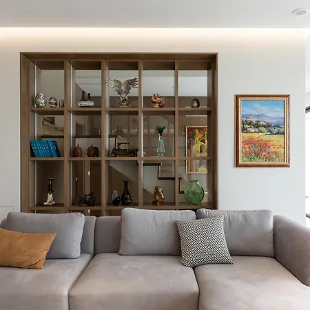 빌라 The Luxury By Pikhost Široka