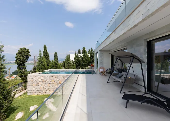 Villa The Luxury By Pikhost Shirokë