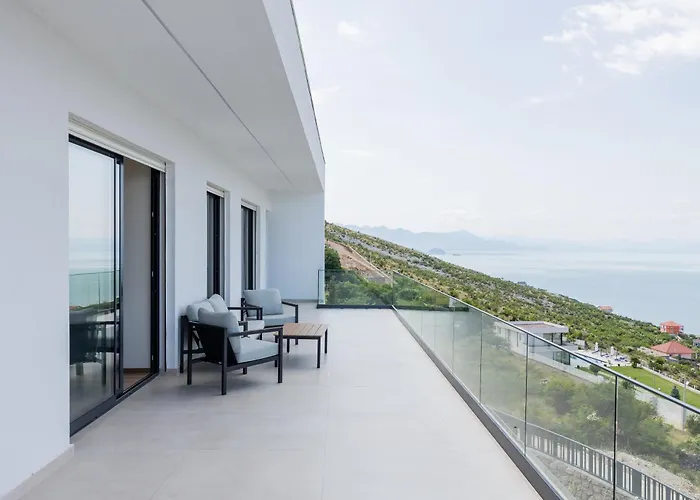 Villa The Luxury By Pikhost Široka